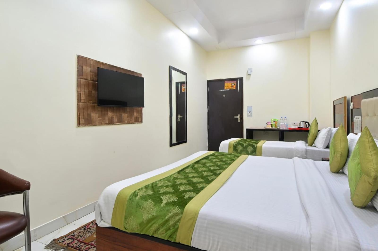 Hotel Emporio View - New Delhi Railway Station - Paharganj Exterior foto