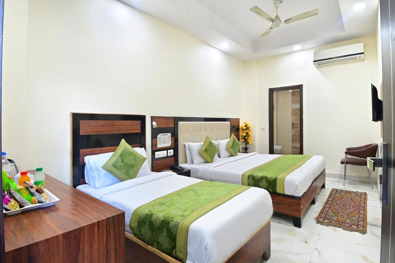 Hotel Emporio View - New Delhi Railway Station - Paharganj Exterior foto