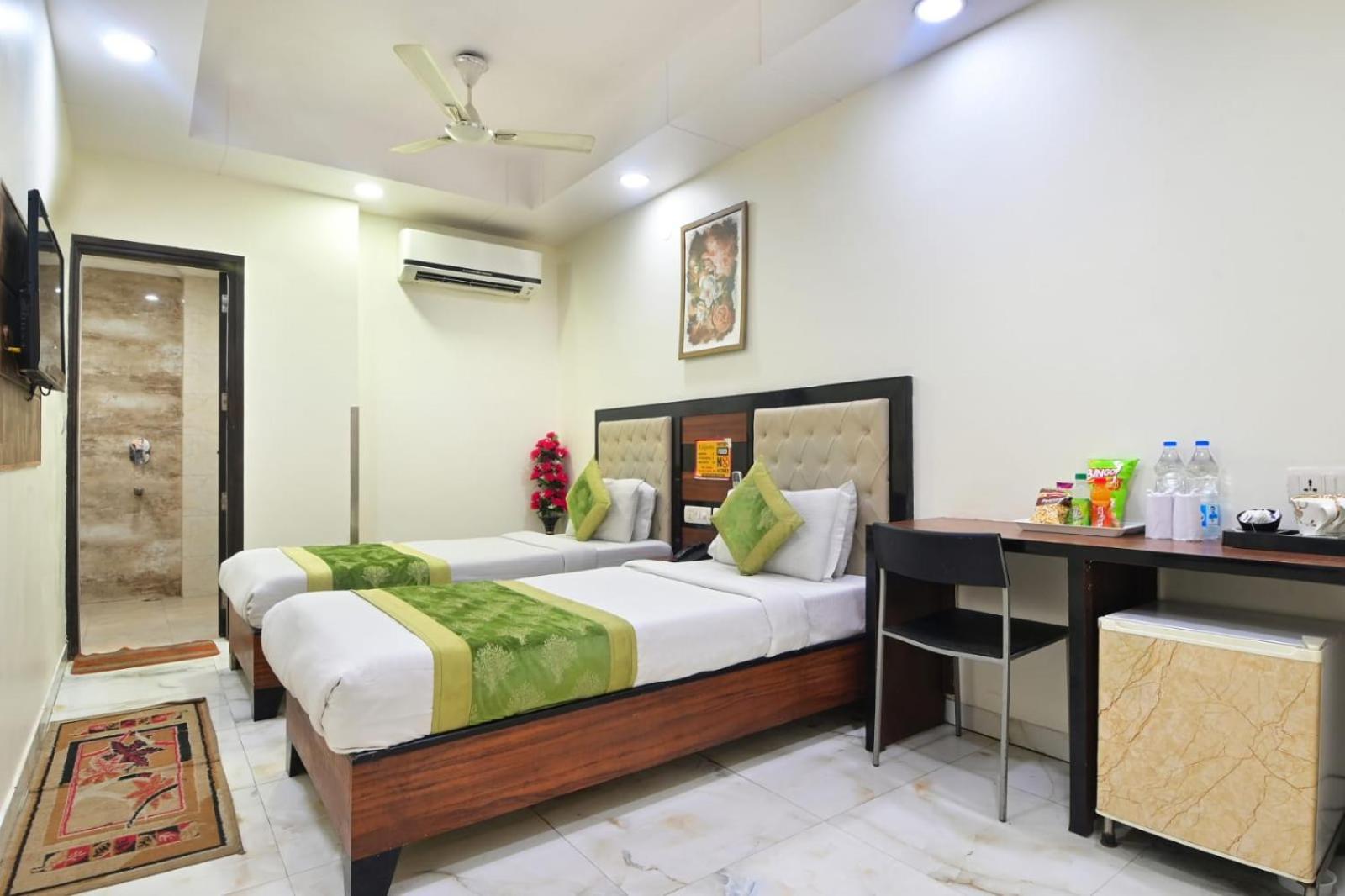 Hotel Emporio View - New Delhi Railway Station - Paharganj Exterior foto